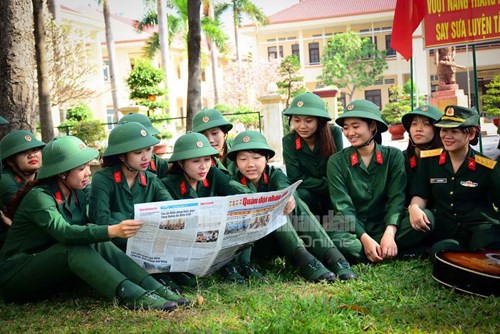 hinh anh: nhung ngay dau trong quan ngu cua cac nu chien si hinh 12