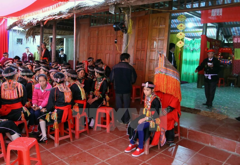 A wedding ceremony of Red Dao ethnics