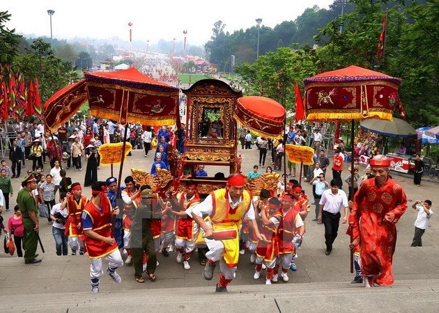 Phu Tho eager for Hung Kings Temple festival