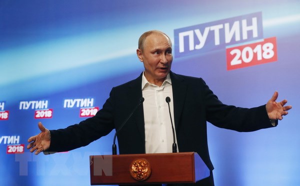 Party chief congratulates re-elected President Vladimir Putin