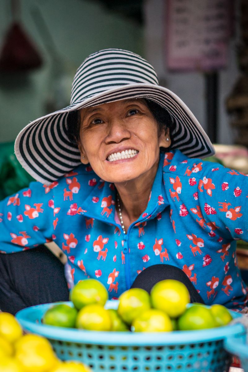 Saigon market women through the lens of Swedish photographer