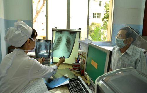 people in ho chi minh city receive free tb check up