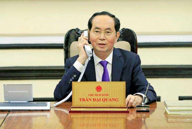 President Tran Dai Quang holds phone talks with Russian President