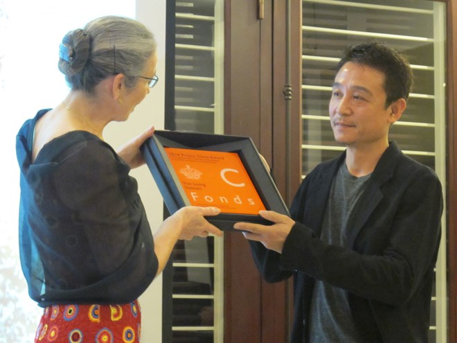 Artist Tran Luong receives prestigious Prince Claus Award