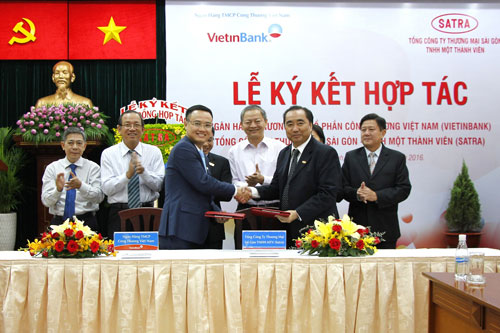 vietinbank supports development of retail and fresh food in ho chi minh city