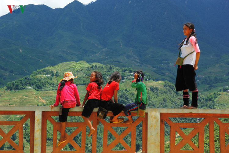 Dramatic images of Sapa and daily life of indigenous people