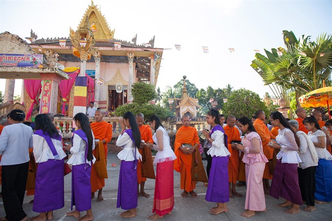 Photo: Khmer New Year Festival wishes for lucks