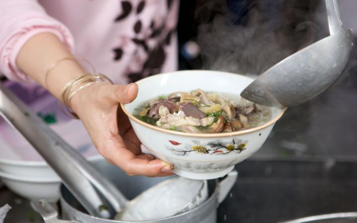 Hanoi among 10 greatest cities for street food: Telegraph