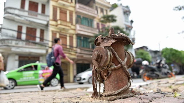 Hanoi lacks water sources for fire fighting