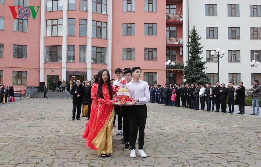 Overseas Vietnamese in Ukraine expect bright future during newly elected president’s term