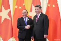 pm phuc meets chinese party chief and president xi jinping in beijing