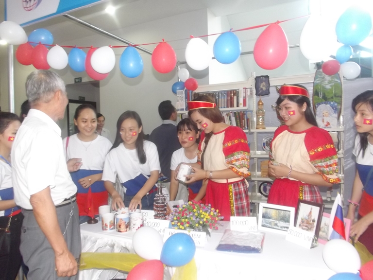 A Vietnamese-Russian Cultural Exchange in Da Nang