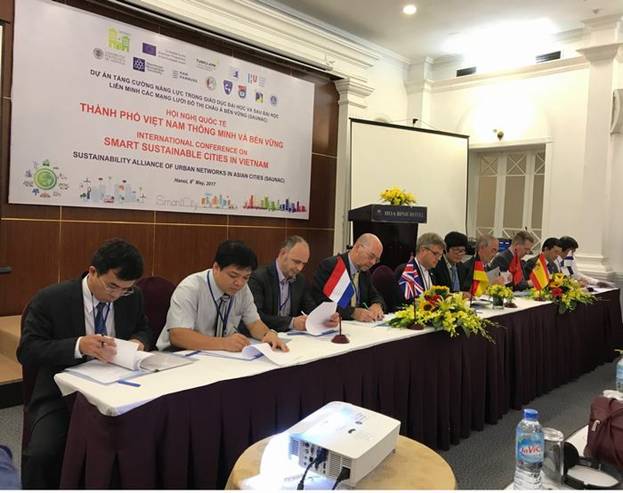 Vietnam, Netherlands Universities to join hands in building smart sustainable cities