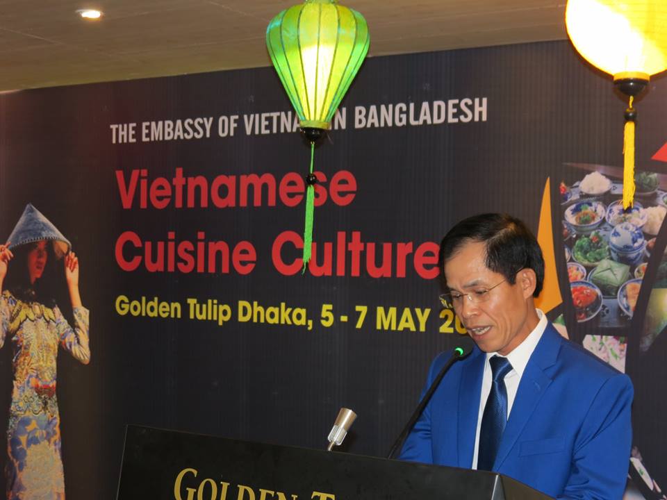 vietnamese food impress at cuisine festival in bangladesh