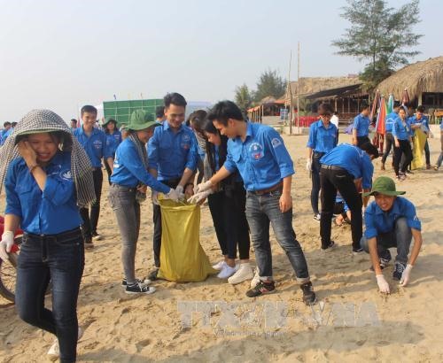 100,000 youngsters in central province join environmental campaign