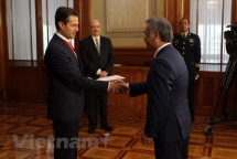 mexican president vows to tighten ties with vietnam