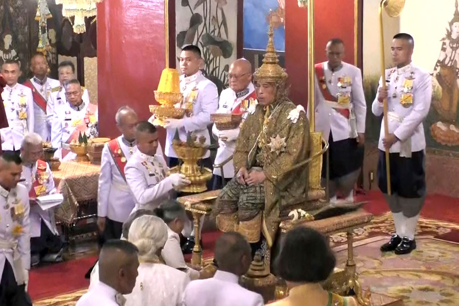 King Maha Vajiralongkorn crowned Rama X of Thailand