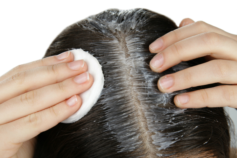 Six ways to use coconut oil for hair | Vietnam Times