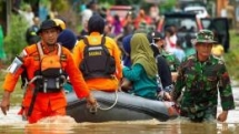 hanoi declared emergency due to landslides