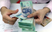 vietnam government proposes to postpone salary increase in 2020