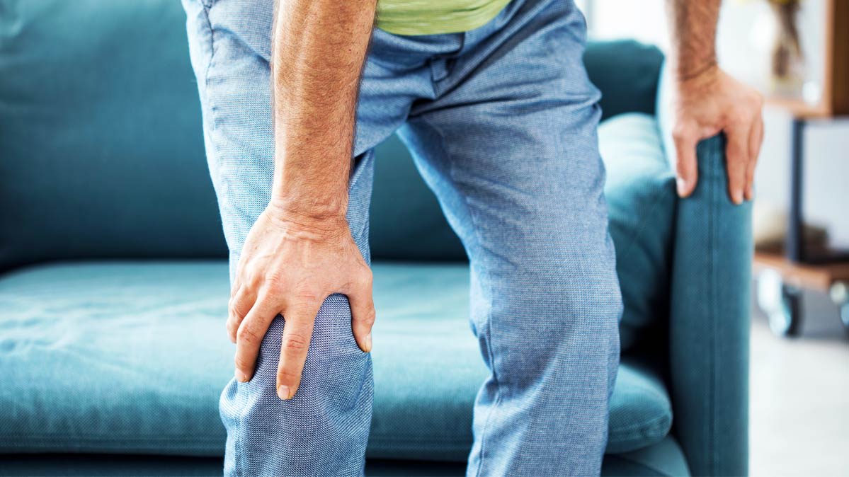 Knee pain: 6 natural treatments, including exercises