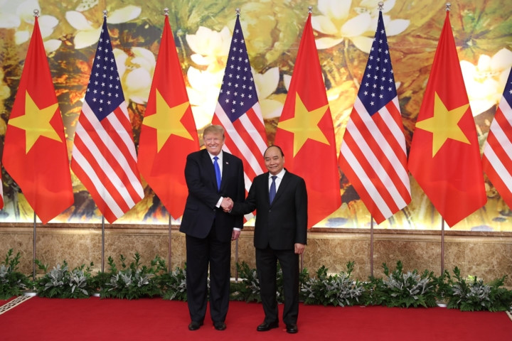 PM Phuc greets US President Donald Trump