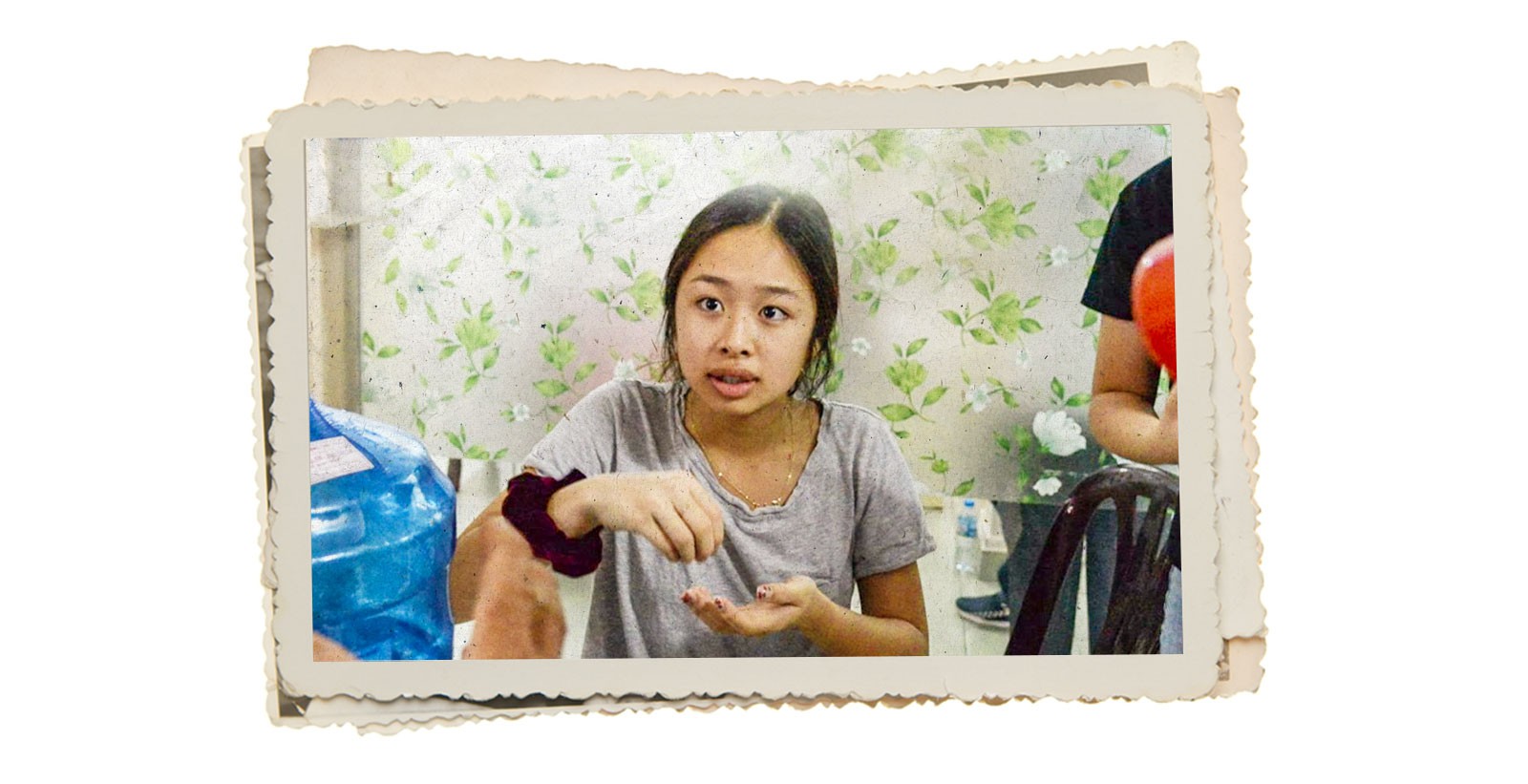 Vietnamese teenage girl runs project that brings light to the blind