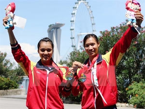 Rowing, shooting keep VN in second place