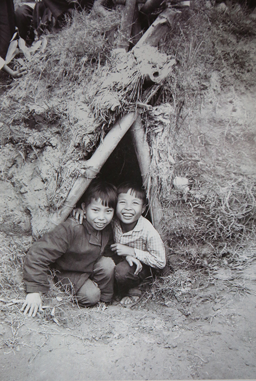 Photos: Vietnam children during wartime