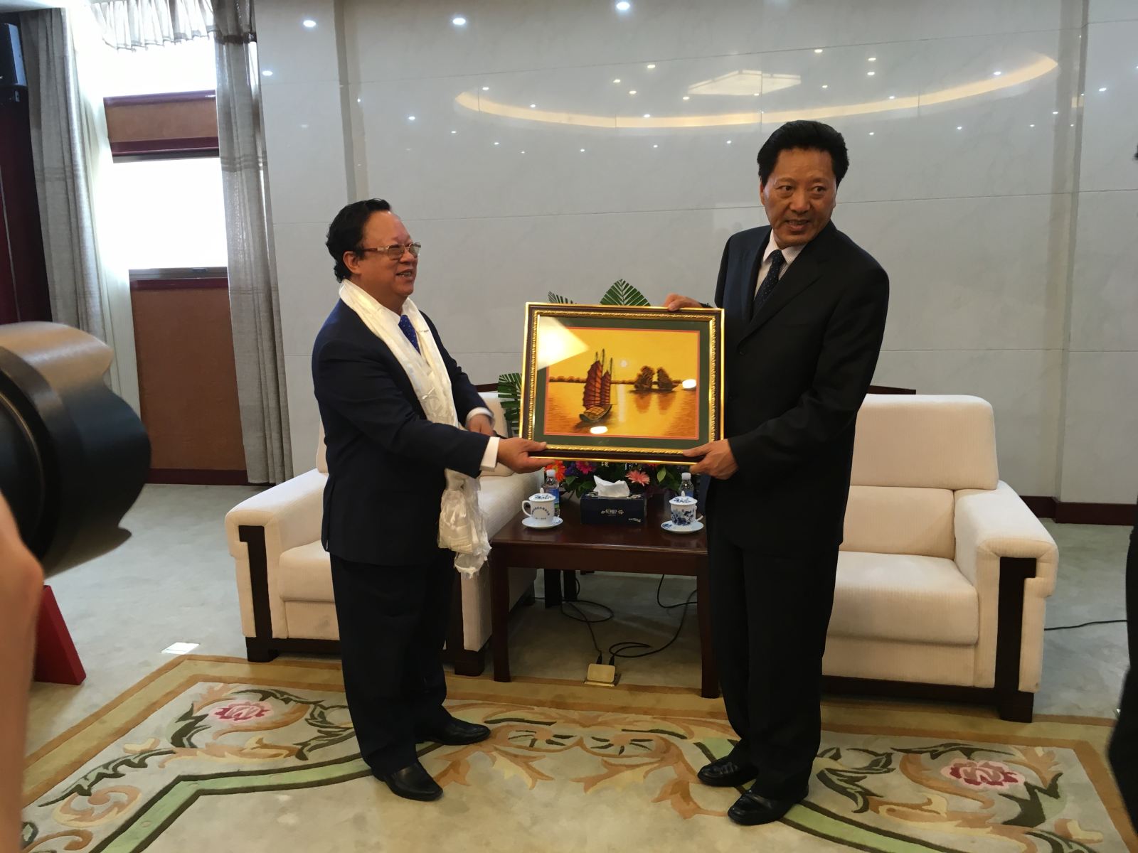 VUFO Chairman Vu Xuan Hong: Strive for friendly Vietnam – China relations