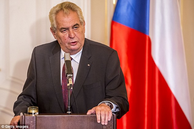 Czech President to pay State visit to Vietnam