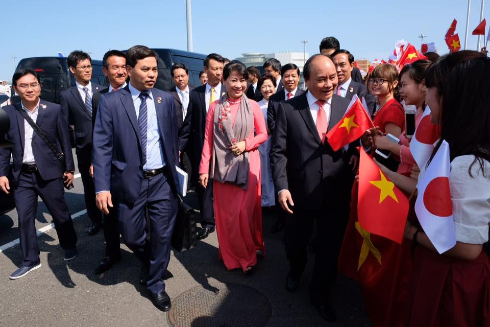 Prime Minister arrives in Tokyo, visiting Vietnam embassy, expatriates in Japan