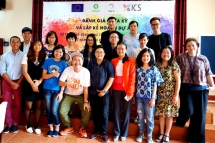 oxfam vn holds conference on lgbt rights in dak lak