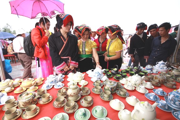 activities highlight central highlands culture in son tay throughout july