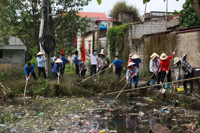 religious followers in hanoi join hands to protect environment