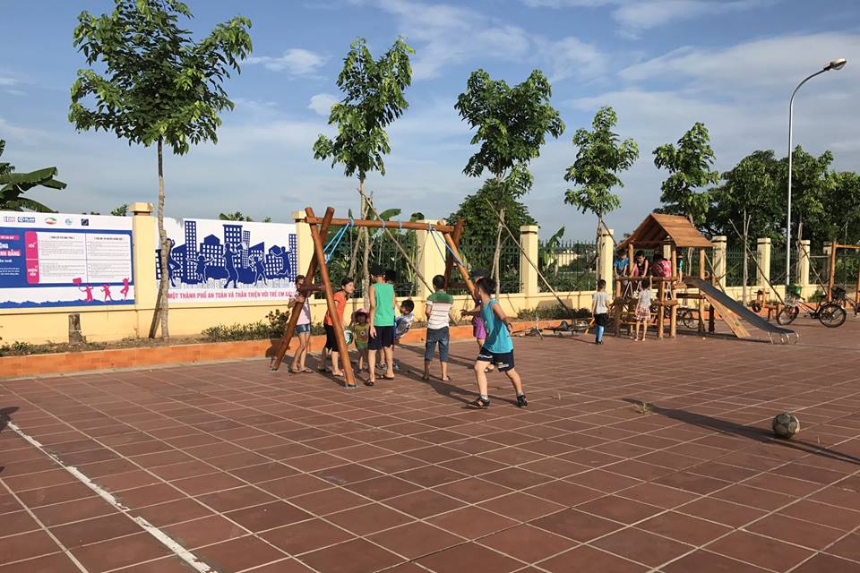 one more safe public playground for children in dong anh