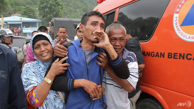 indonesia ferry sinking 2 found dead number of missing increases to 180