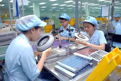 fdi registered for vietnam exceeds usd 20 billion in the first half of 2018