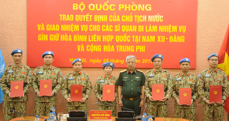 Vietnam sends 7 more officers to UN peacekeeping mission