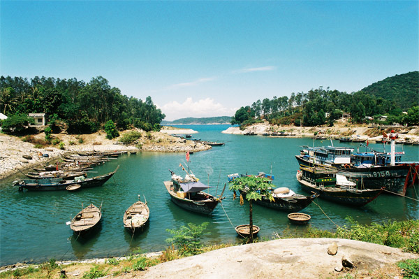 Hoi An offers night tours of Cu Lao Cham Island