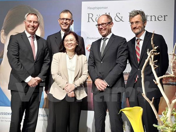 vietnam main partner of asia pacific economic forum in bayern