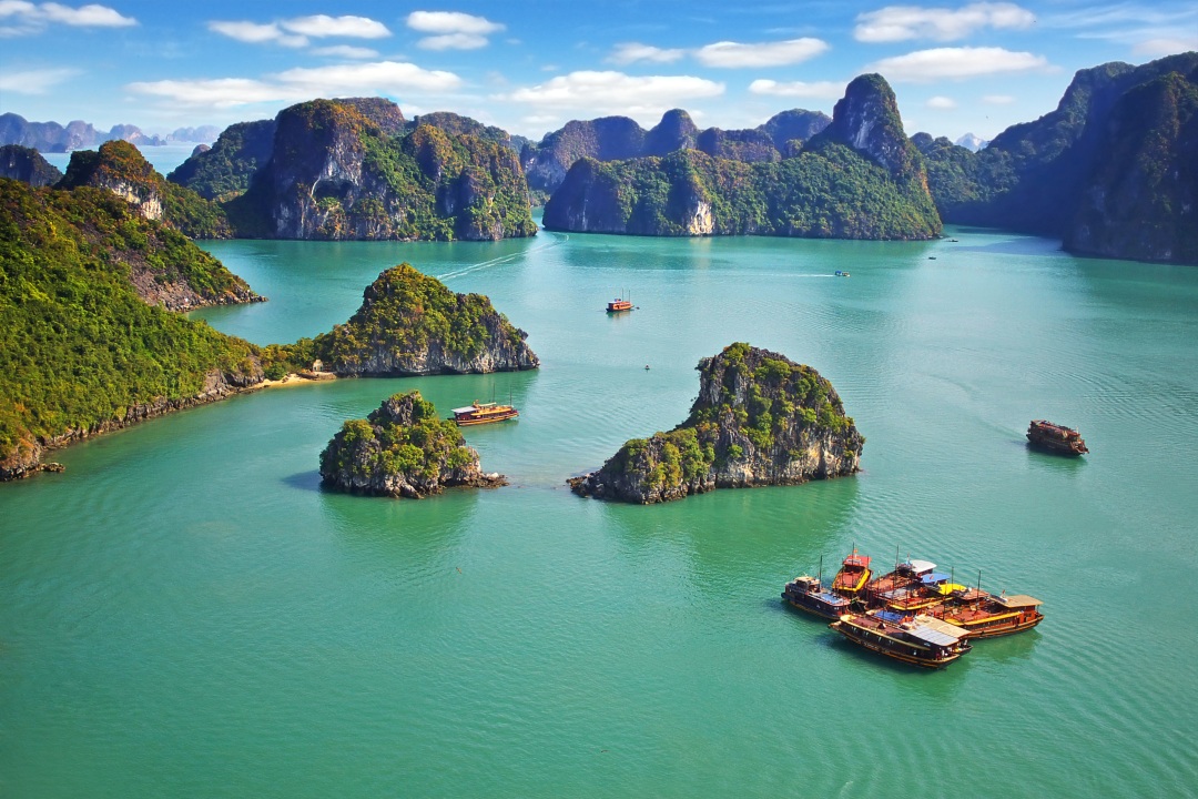 ha long bay named among 100 most beautiful unesco world heritage sites