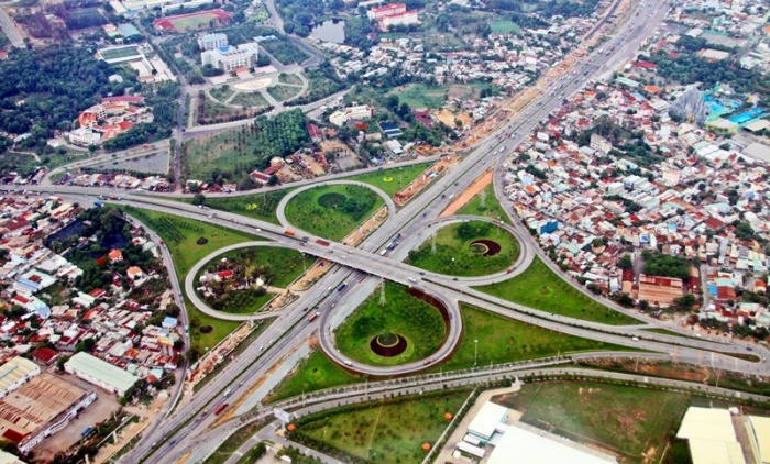 ho chi minh city needs more vnd137 trillion to build transport infrastructure