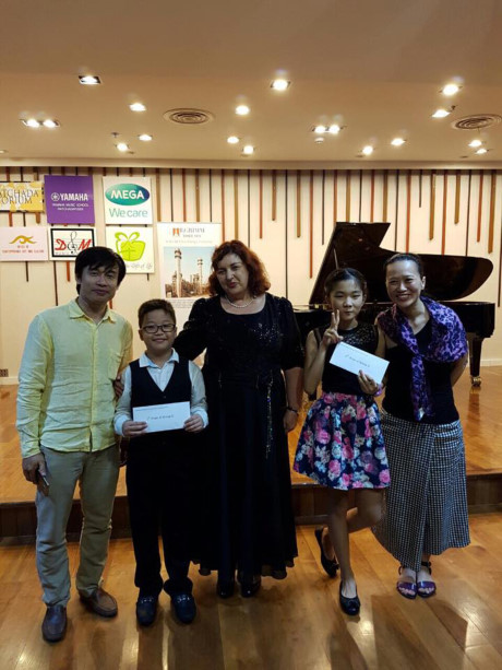 Pianists win prizes at Mozart International Piano Competition