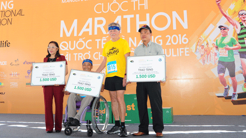 More than 4,000 marathoners run in Da Nang international race