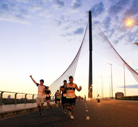 More than 4,000 marathoners run in Da Nang international race