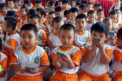 children in bac ninh to benefit from school milk program