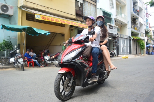 life as a vip motorbike taxi driver in saigon