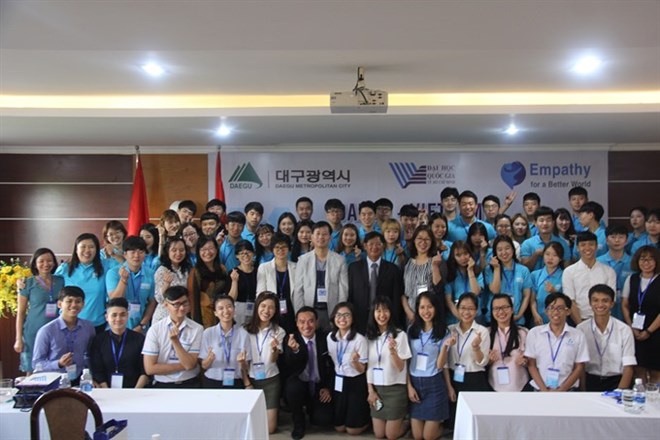 Vietnam-RoK student exchange program begins