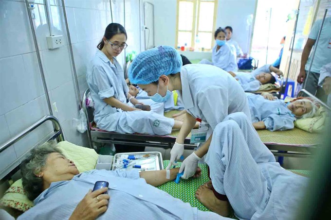 dengue outbreak shows signs of slowdown in hanoi